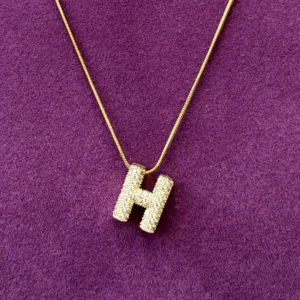 H Kolye
