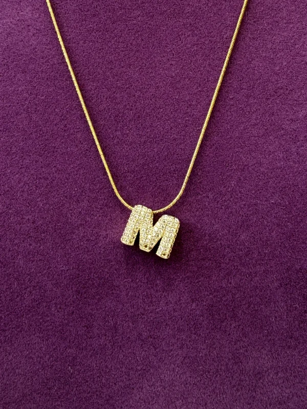 M Kolye