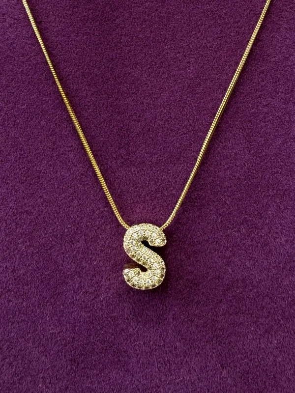 S Kolye